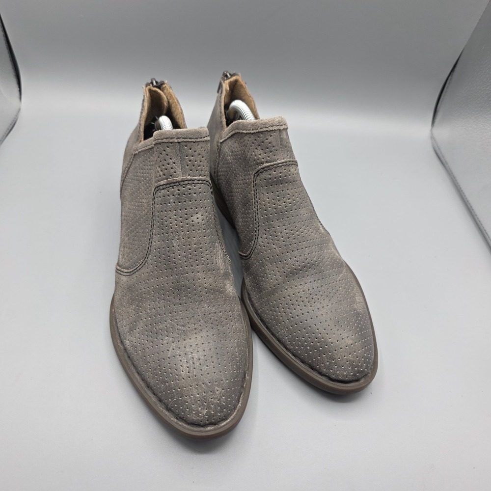Born Booties Womens 8 Gray Leather Perforated Western Block Heel Shooties Zipper